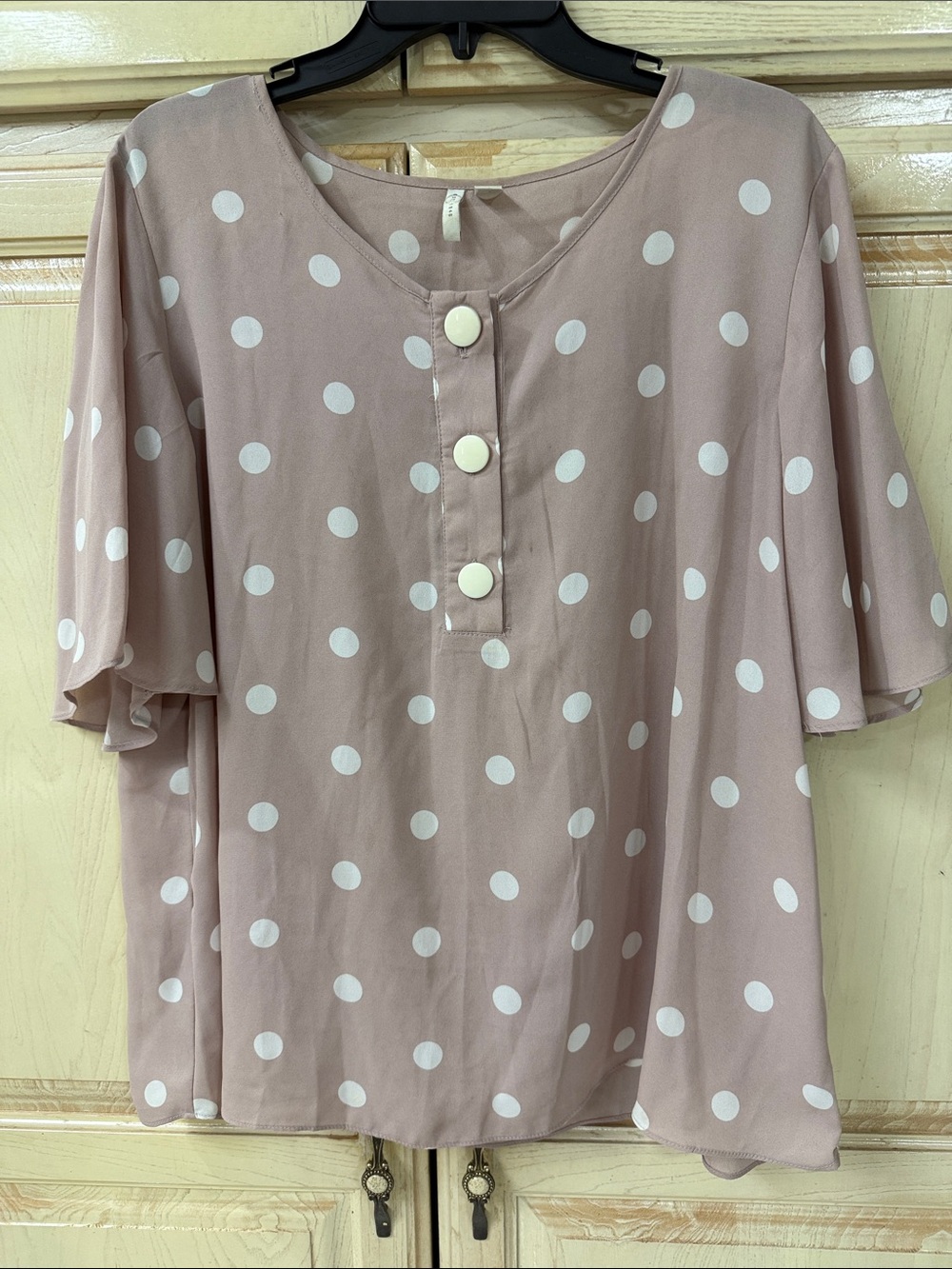 Polka Dot Button-Front Flutter Sleeve Blouse - Blush